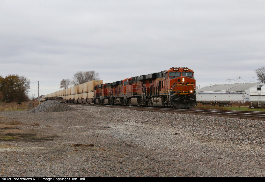 Z-LACNYC9 rolls toward the crossover ahead where it will go back over to Track 2